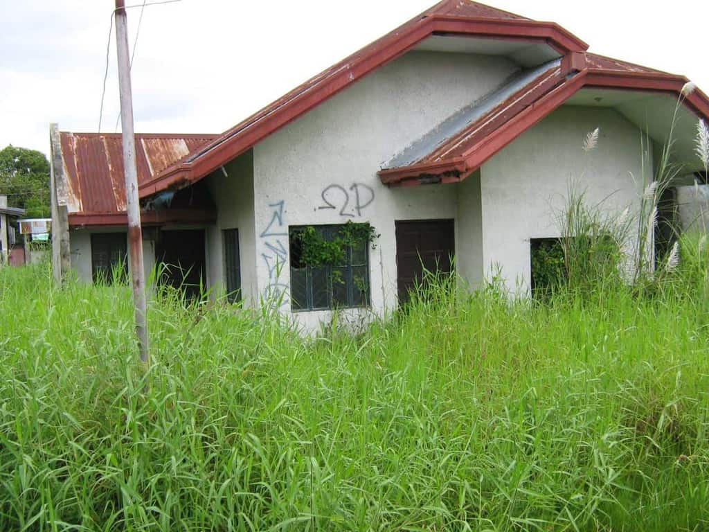 BFS Foreclosed Property For Sale in B10, L18, ROAD LOT 2, Barangay