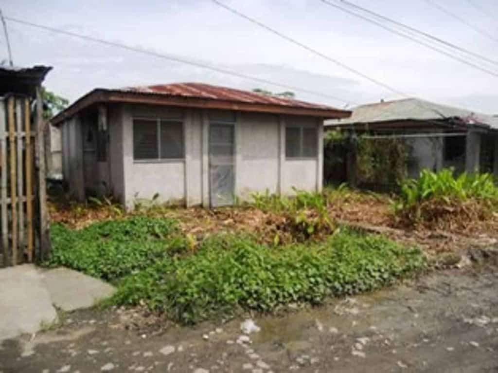 BFS Foreclosed Single Detached at EMENVIL GUERRA SUBD., Brgy. Ambago