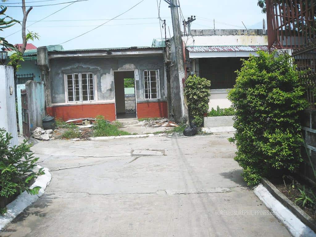 BFS Foreclosed Row House at CAMELLA HOMESSPRINGVILLE EAST, Bo. Molino