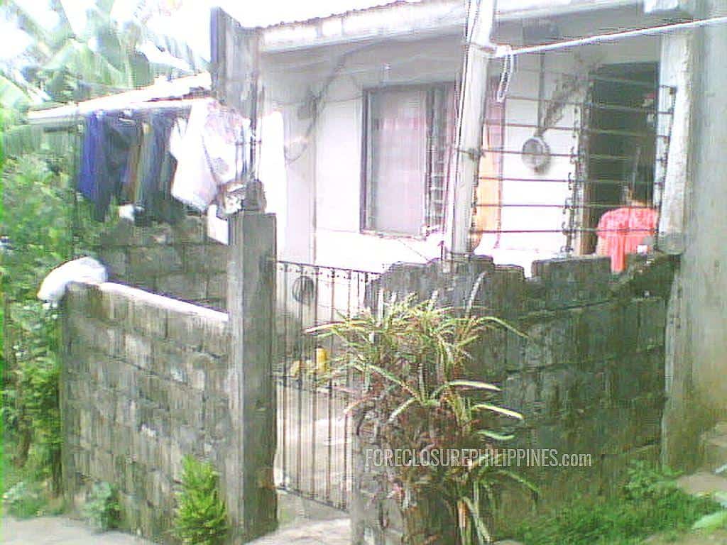 BFS Foreclosed Row House at CARISSA HOMES NORTH, Bo. Santo Cristo, San