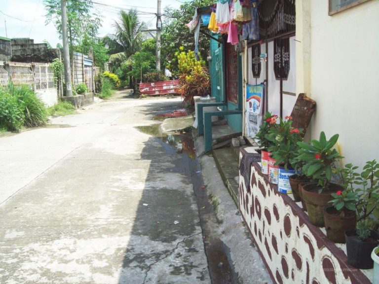 BFS Foreclosed Single Attached at SOLAR HOMES, Bo. Langkaan, Dasmarinas