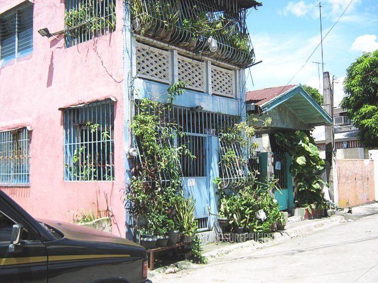 BFS Foreclosed Row House at B8, L8, Road Lot 2, TIERRA NOVA ROYALE