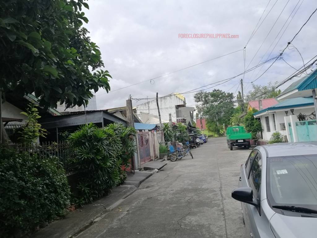 BFS Foreclosed Single Detached House and Lot GOLDEN CITY SUBD. BINAN