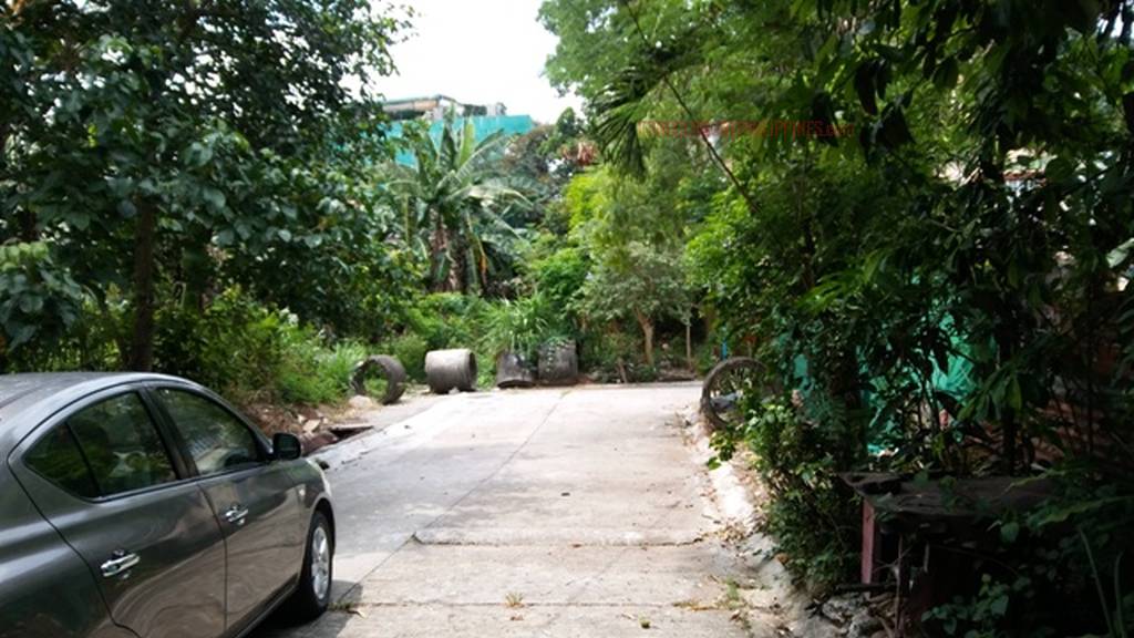 BFS Foreclosed Single Attached House and Lot GRAND VALLEY SUBD., Bo