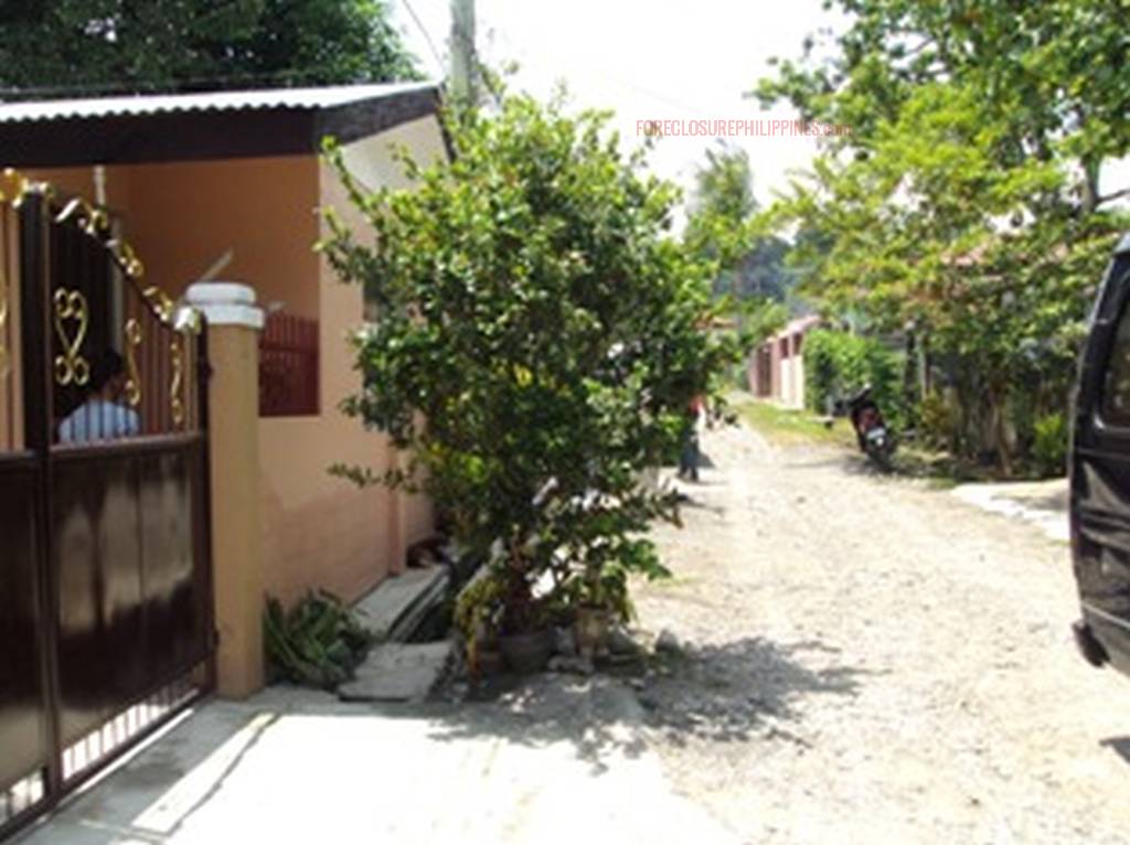 BFS Foreclosed Single Detached Complete House and Lot JULIVILLE