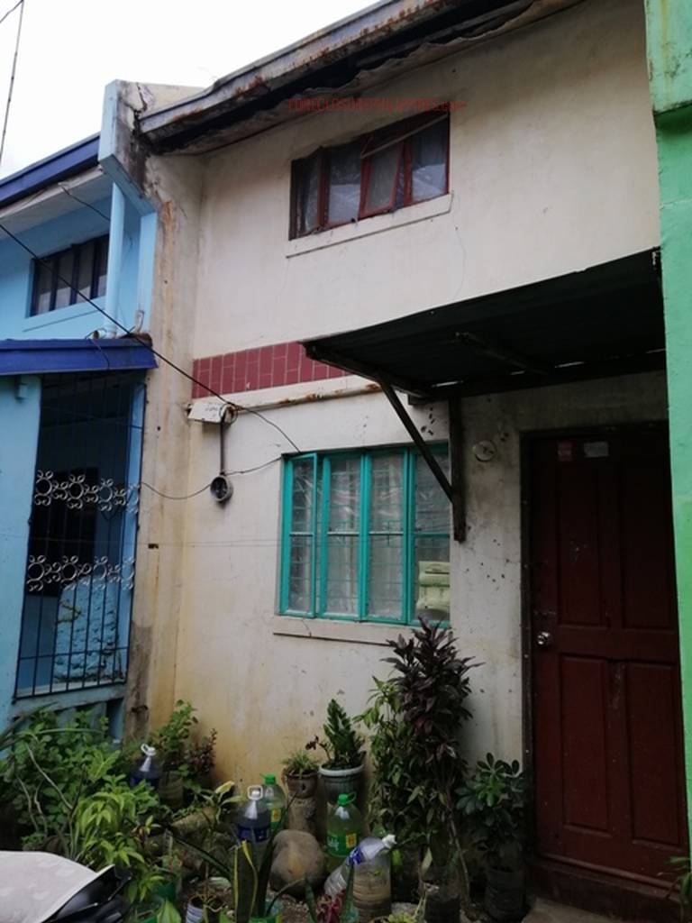 BFS Foreclosed Town House at VILLA DE CALAMBA SUBD., Bo. Bucal, Calamba