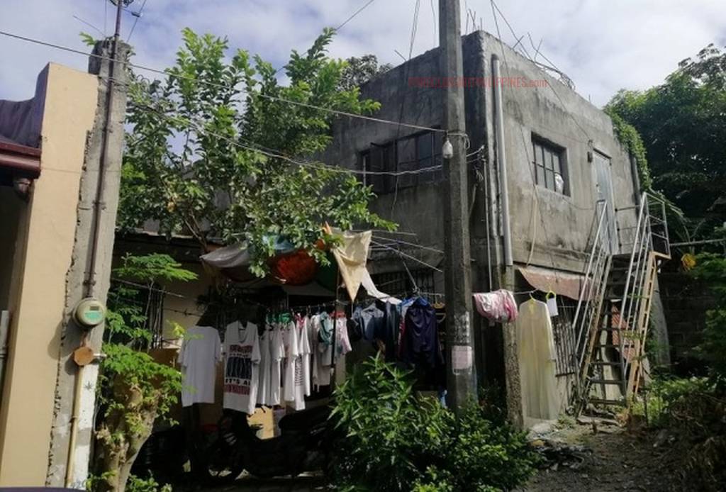 BFS Foreclosed Single Attached House and Lot GOLDEN CITY SUBD. IMUS