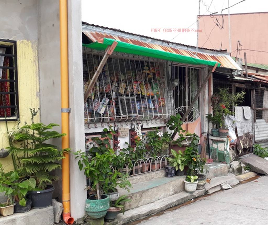 BFS Foreclosed Row House at SAN MARINO WEST, Bo. Salawag, Dasmarinas