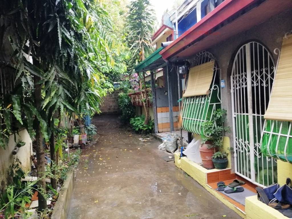 BFS Foreclosed Town House VILLA DE CALAMBA SUBD., Bo. Bucal, Calamba