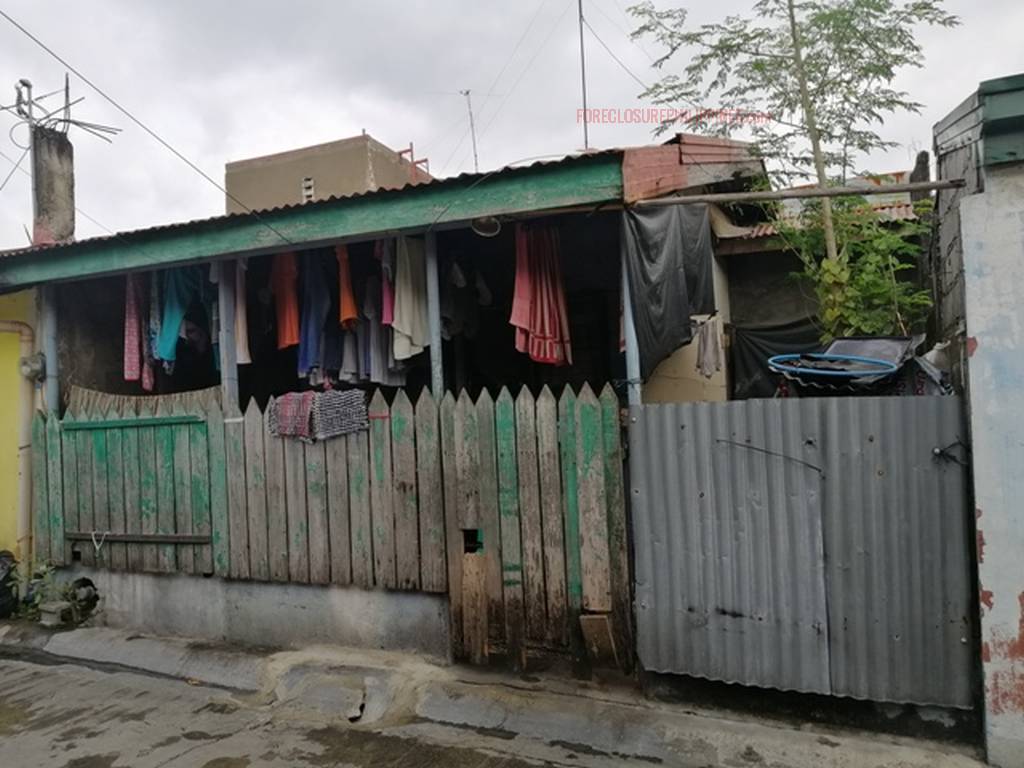 BFS Foreclosed Row House at CITIHOMESMOLINO, Bo. Molino, Bacoor