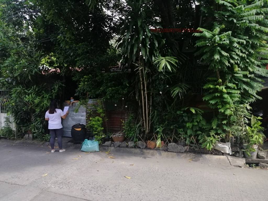 BFS Foreclosed Single Attached Complete at SOLAR HOMES, Bo. Langkaan