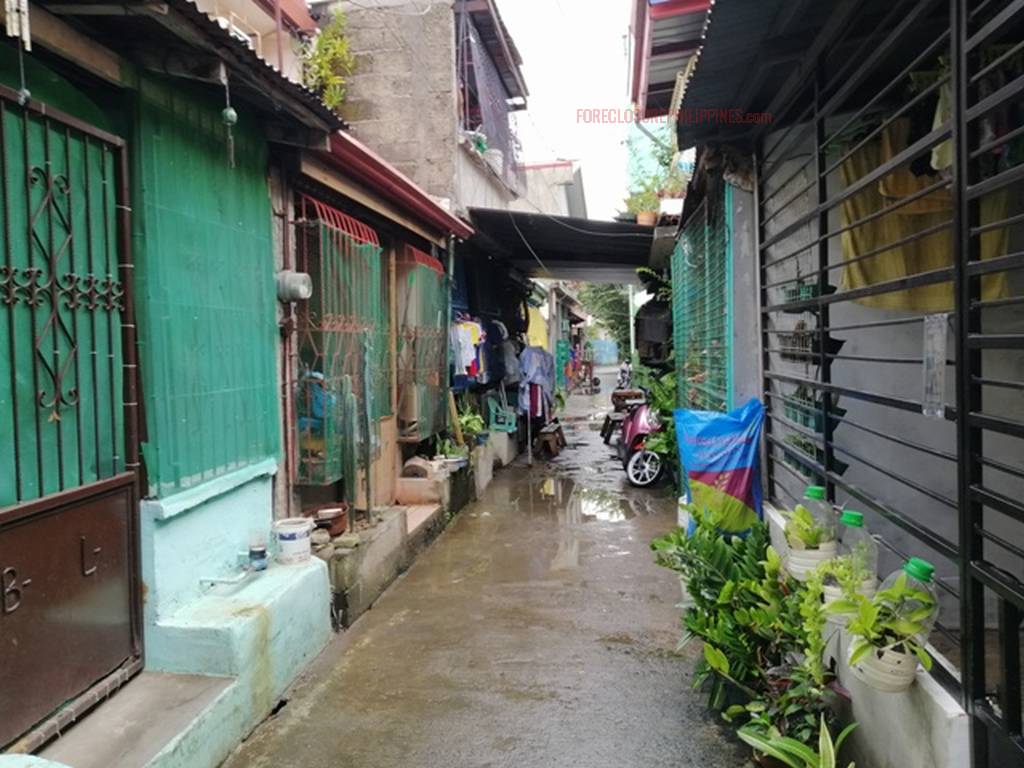 BFS Foreclosed Town House Regular Complete at VILLA DE CALAMBA SUBD