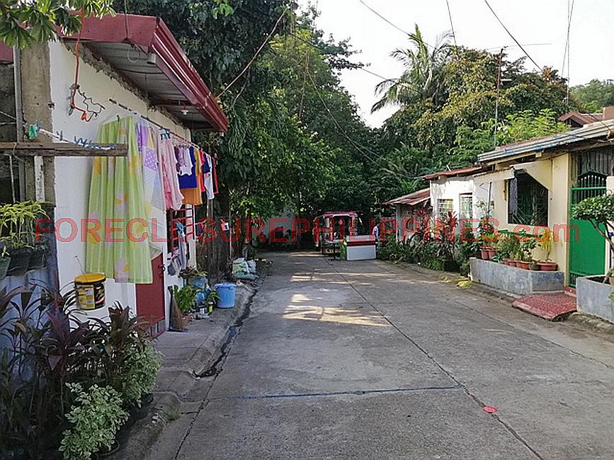 BFS Foreclosed Row House End TIERRA MONTE, Bo. Silangan, San Mateo