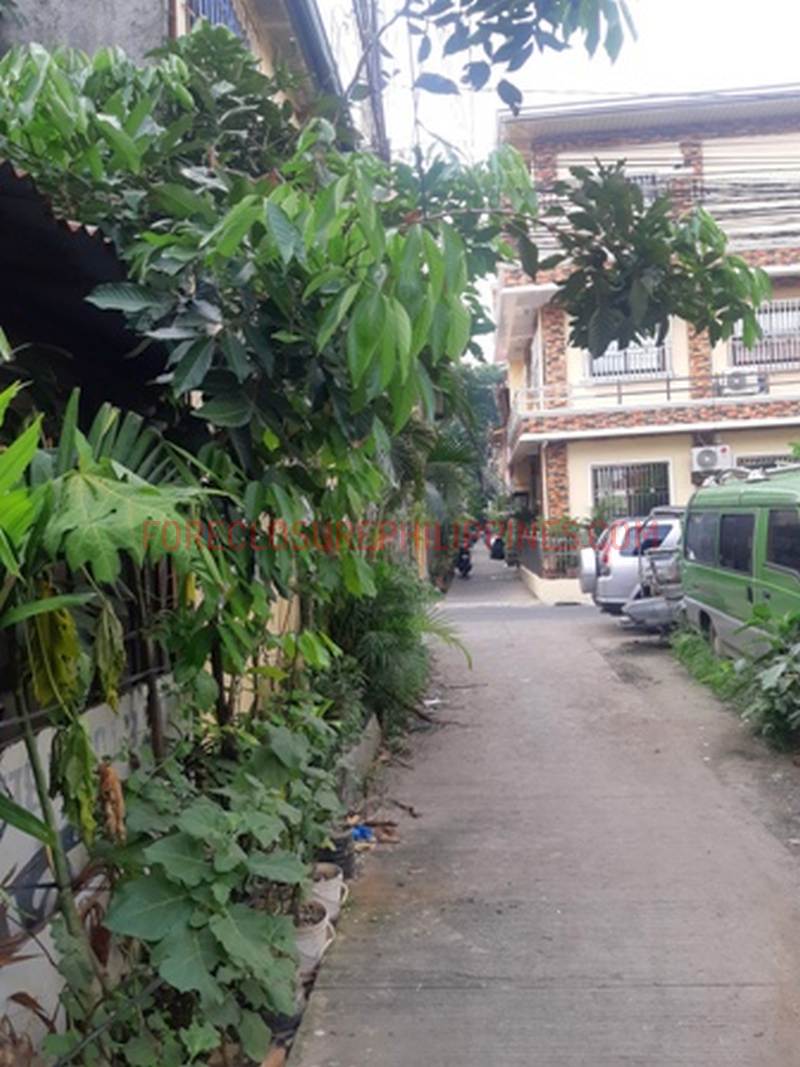 BFS Foreclosed Town House Regular VILLA DE CALAMBA SUBD., Bo. Bucal