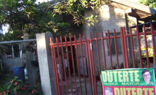 DIGITAL CAMERA