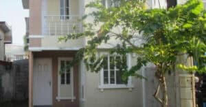 EastWest Bank Foreclosed Residential Townhouse at Blk 11