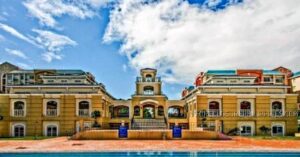 BDO Foreclosed RESIDENTIAL - CONDOMINIUM UNIT: Unit 612, 6/F, Building A, Cluster 4 / Seine, Chateau Elysee Condominium, Doña Soledad Ave., Ext., Brgy. La Huerta / Moonwalk, Parañaque City  For Sale