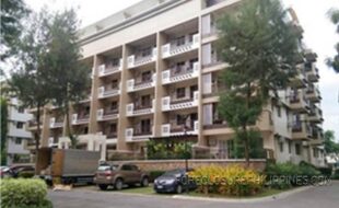 m r 3 896 002