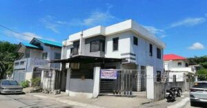 BDO Foreclosed RESIDENTIAL - TOWNHOUSE: Lot 7, Block 4, Flamingo St., Country Side Village, Phase 5, Brgy. Sun Valley, Parañaque City  For Sale